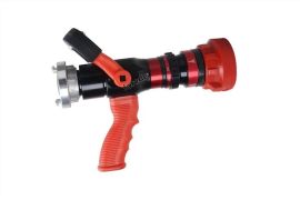 Boquilla De Manguera De Incendios 1-1/2" NST – Termoplástica, Alta Presión, Para Extinción Y Riego De Jardín